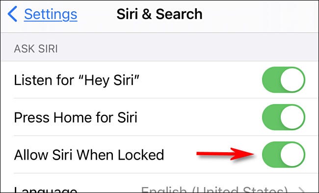 En "Siri y búsqueda", habilita "Permitir Siri cuando está bloqueado".