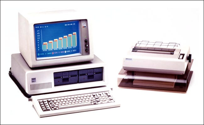 El IBM PC con impresora.