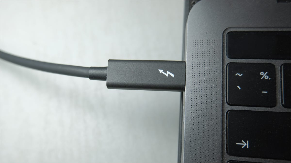 Fuente de alimentación de conexión de puerto Thunderbolt 3 USB-C