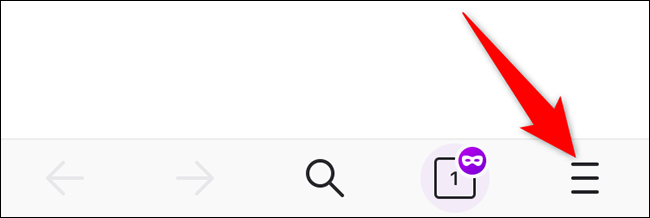 Toque las tres líneas horizontales en la esquina inferior derecha de Firefox en iPhone.