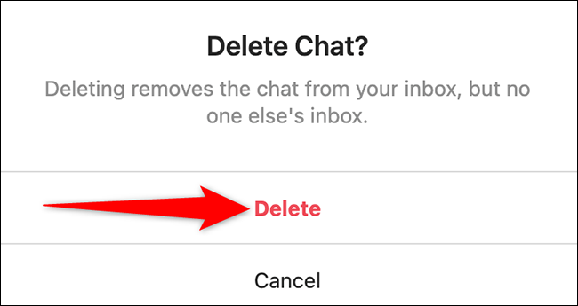 Seleccione "Eliminar" en el mensaje "Eliminar chat" en el sitio de Instagram.