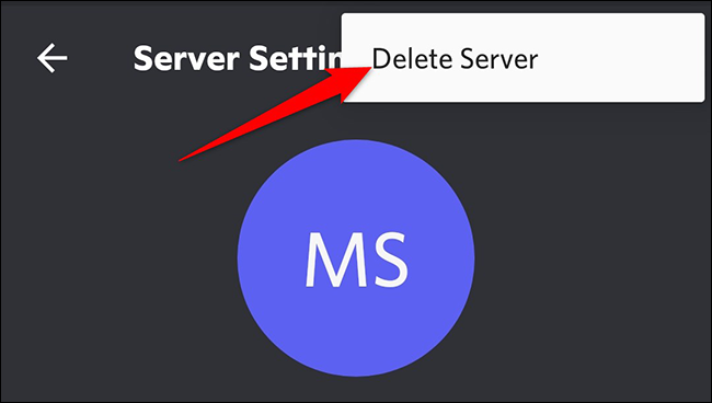 Toca "Eliminar servidor" en el menú de tres puntos de la página "Configuración del servidor" en Discord en dispositivos móviles.