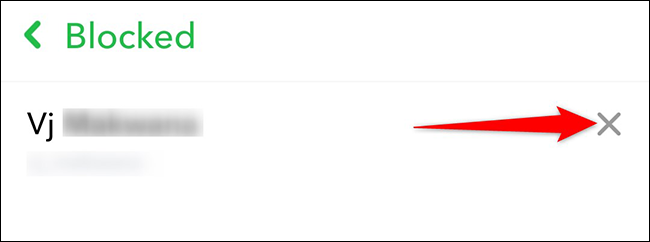 Toca "X" junto a un usuario en la página "Bloqueado" en Snapchat.