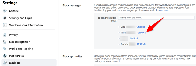 Haga clic en "Desbloquear" junto a un nombre de usuario en la página "Administrar bloqueo" en Facebook.