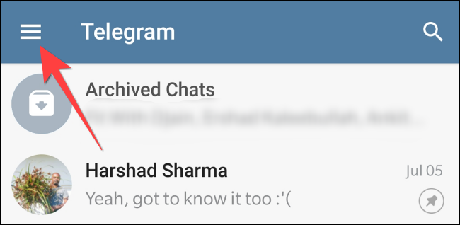 Toca el menú de hamburguesas en la esquina superior derecha de Telegram.