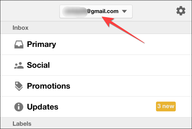 Toque el menú desplegable de la cuenta de Gmail en la parte superior de la pantalla.