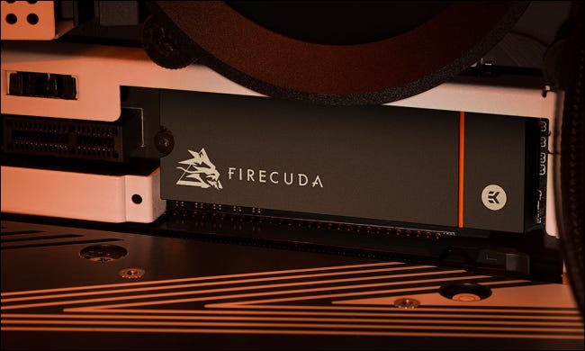 Firecuda SSD instalado en la máquina
