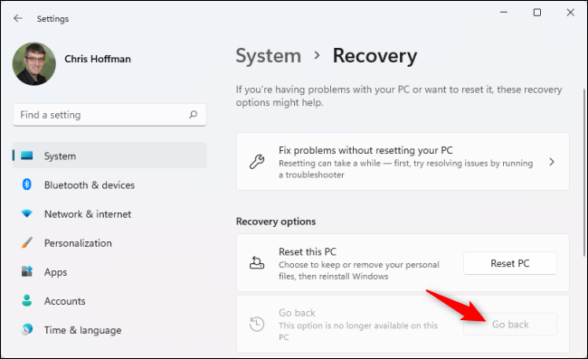 Haga clic en "Volver" en Opciones de recuperación para volver a Windows 10.