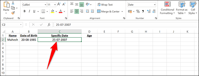 Una fecha específica en la celda C2 en Excel.