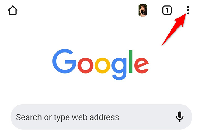 Toque los tres puntos en la esquina superior derecha de Chrome.