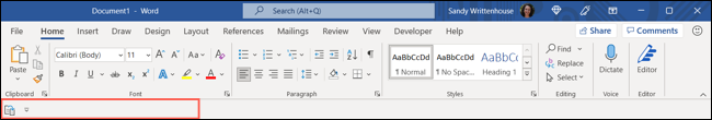 Barra de herramientas de acceso rápido debajo de la cinta en Word