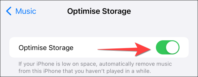 Activa el interruptor de "Optimizar almacenamiento".