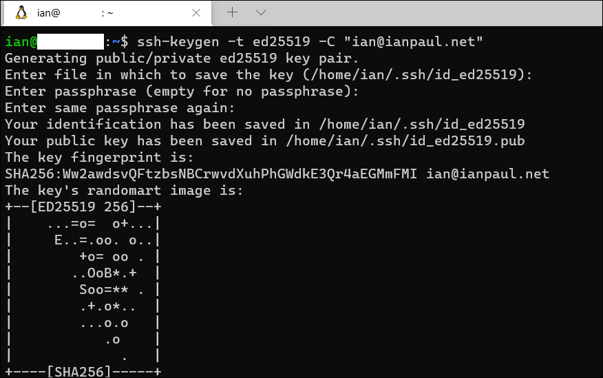 La línea de comandos de WSL Ubuntu muestra prácticamente el mismo proceso de creación de clave SSH que el símbolo del sistema de Windows.