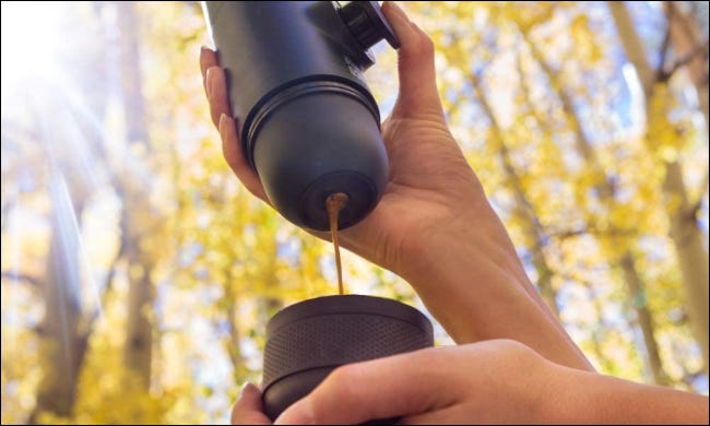 máquina de café espresso que se utiliza en el exterior