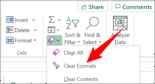 Seleccione la tabla y haga clic en Borrar > Borrar formatos.