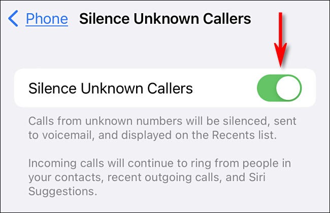Cambia el interruptor junto a "Silenciar llamadas desconocidas" a "Activado".