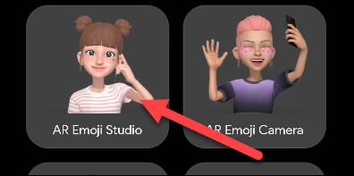 Toca "AR Emoji Studio".