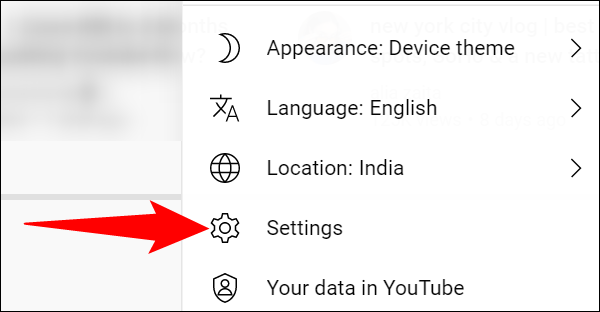 Haz clic en el perfil > Configuración en YouTube.