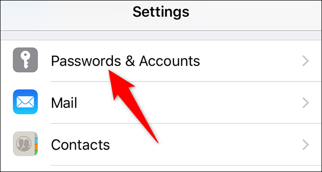 Seleccione "Contraseñas y cuentas" en Configuración.