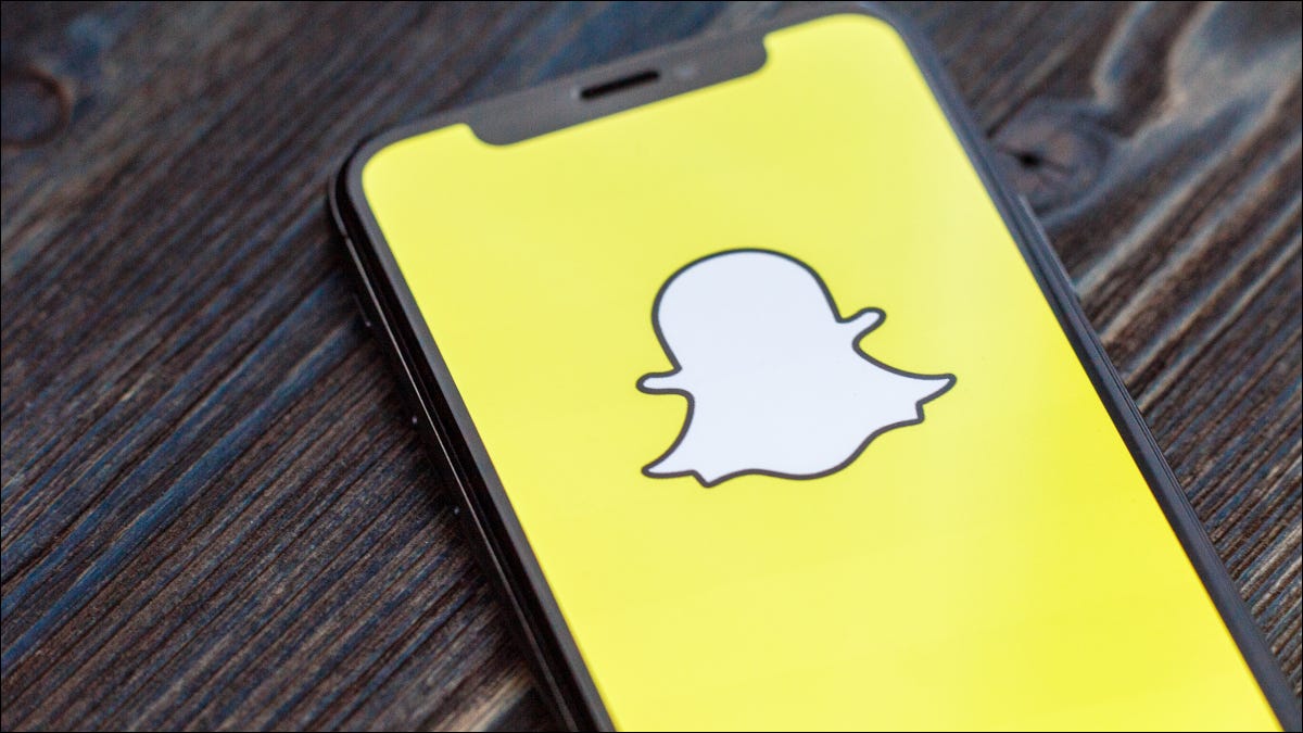 Pantalla de bienvenida de Snapchat en un iPhone X