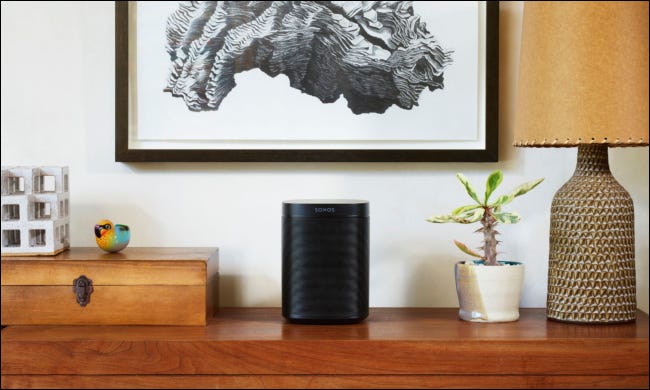 Sonos en la mesita de noche del dormitorio