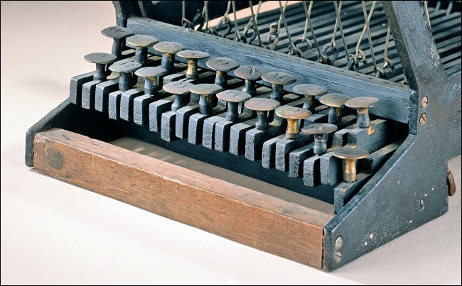 El teclado para el modelo de patente de máquina de escribir Sholes de 1876