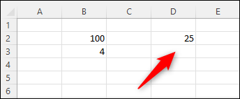 El resultado de dividir datos de dos celdas.