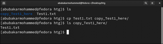 comando cp para copiar un archivo al directorio