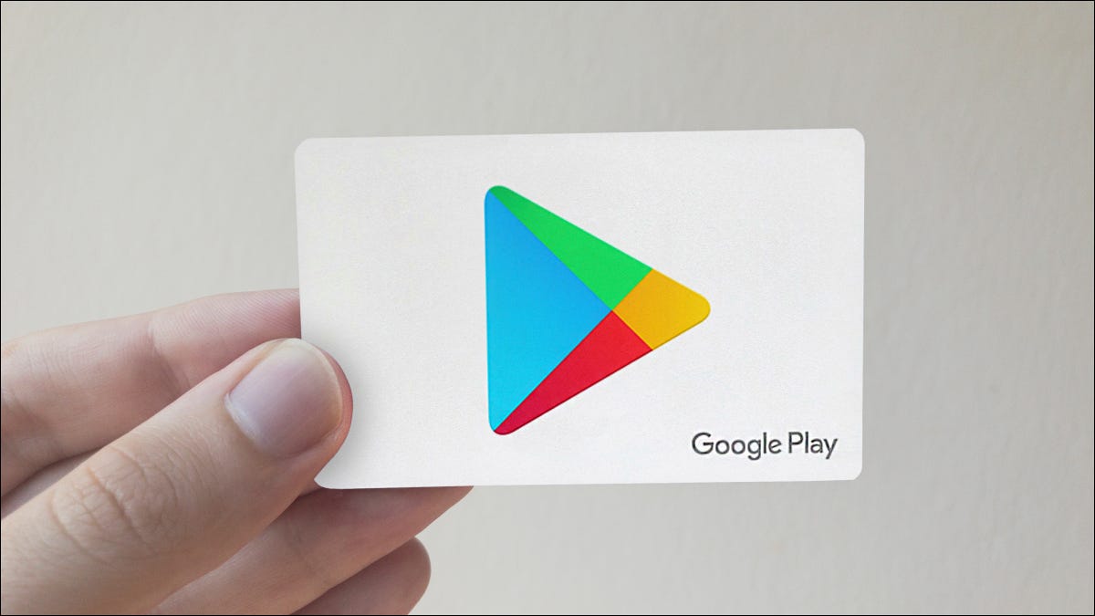 Primer plano de una tarjeta de regalo de Google Play.