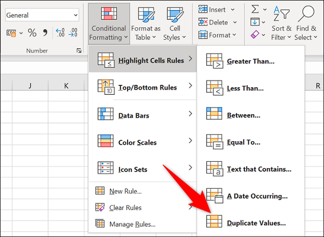 Elija Formato condicional > Resaltar reglas de celdas > Duplicar valores.