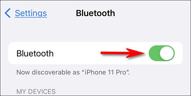 En Configuración, cambie el interruptor "Bluetooth" a "Encendido".